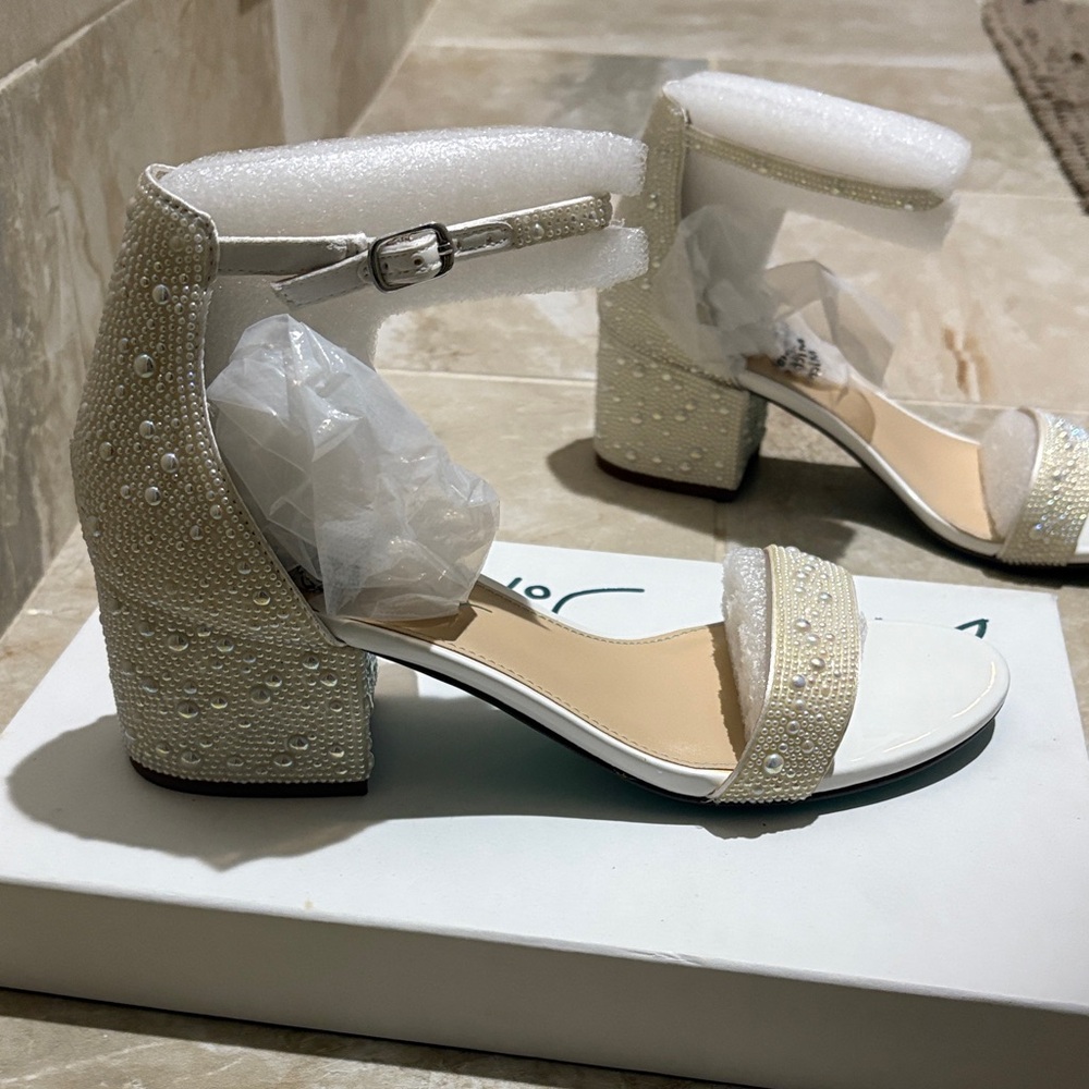 Betsey Johnson ivory bedazzled heels